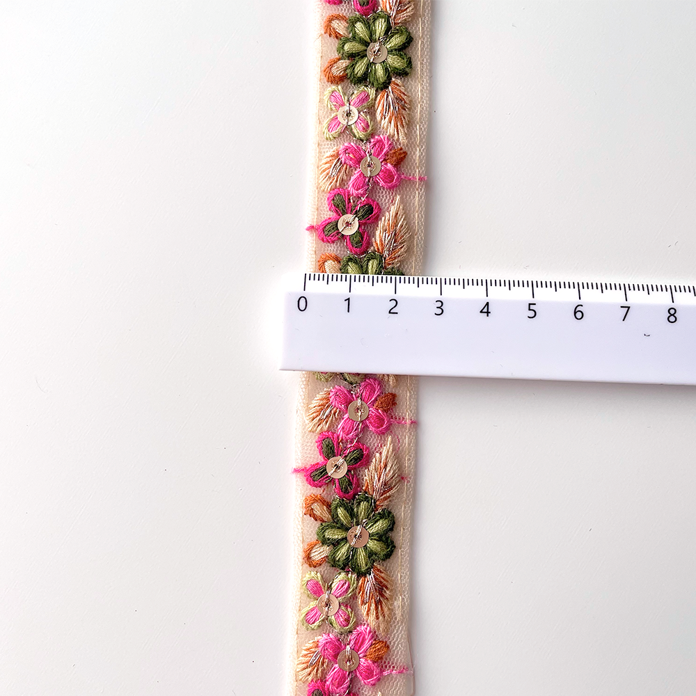 559 【 幅：2.5cm 】 インド刺繍リボン　ベージュ　チュール　グリーン　ピンク