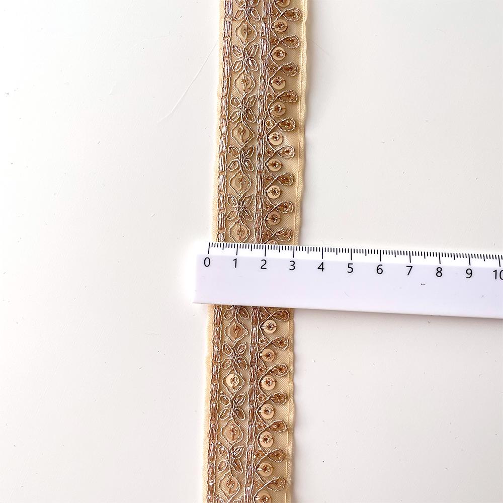 586 【 幅：3.5cm 】 インド刺繍リボン　ゴールド　オーガンジー　