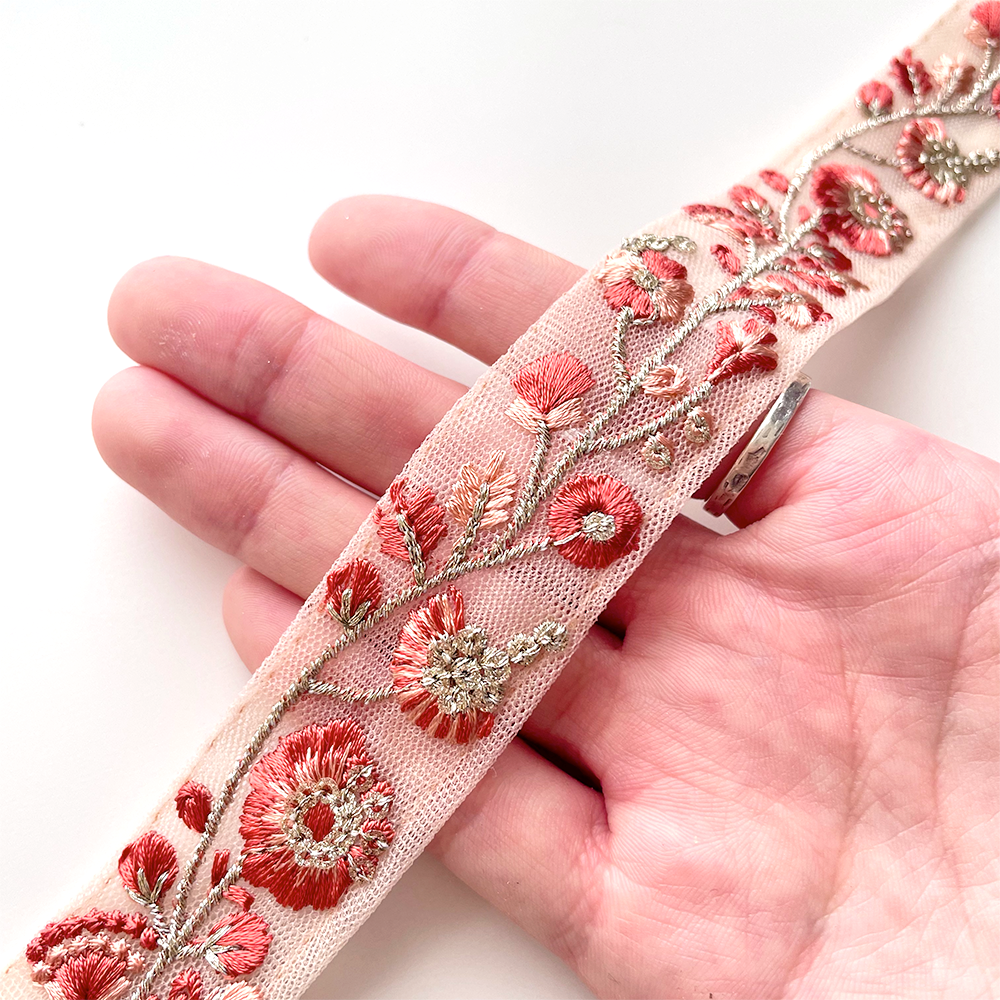 594 【 幅：2.5cm 】 インド刺繍リボン　オレンジ　チュール　