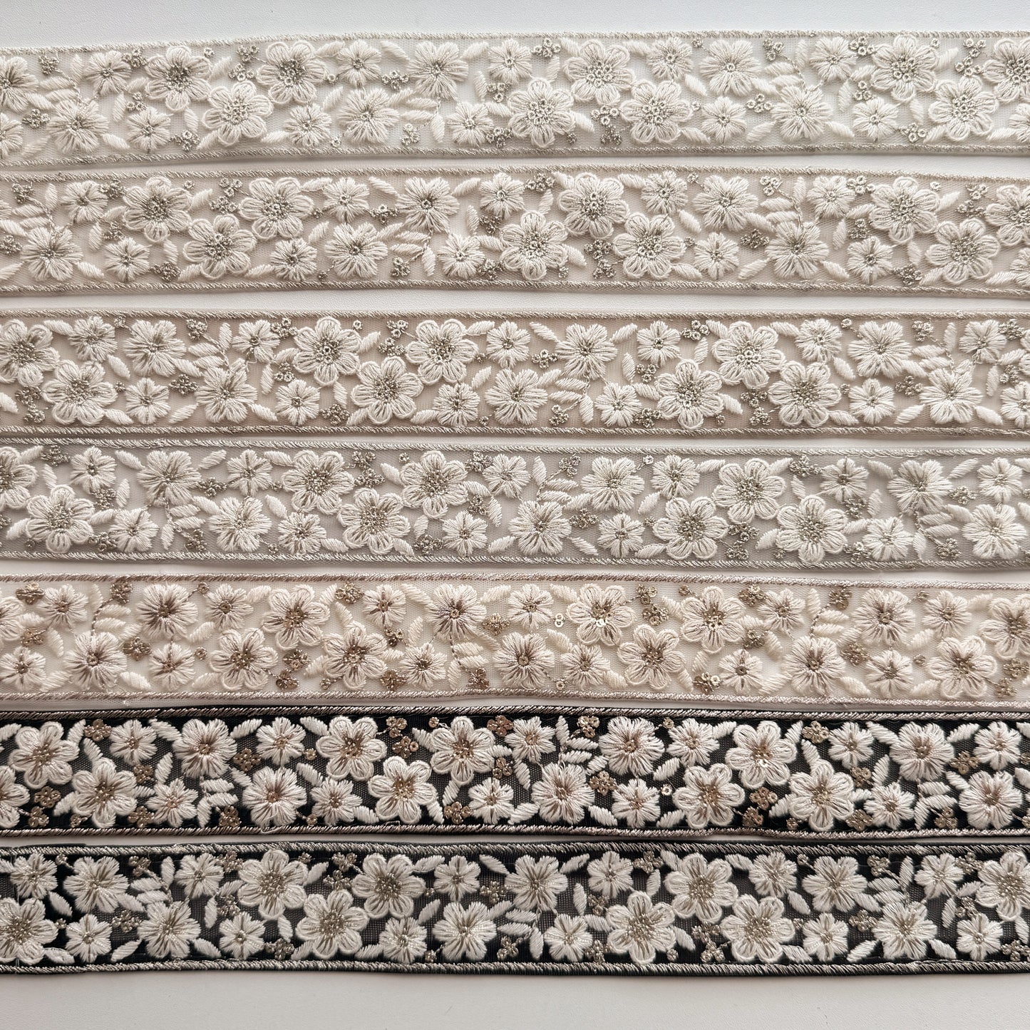 S355 インド刺繍リボン 4cm幅 チュール サクラ