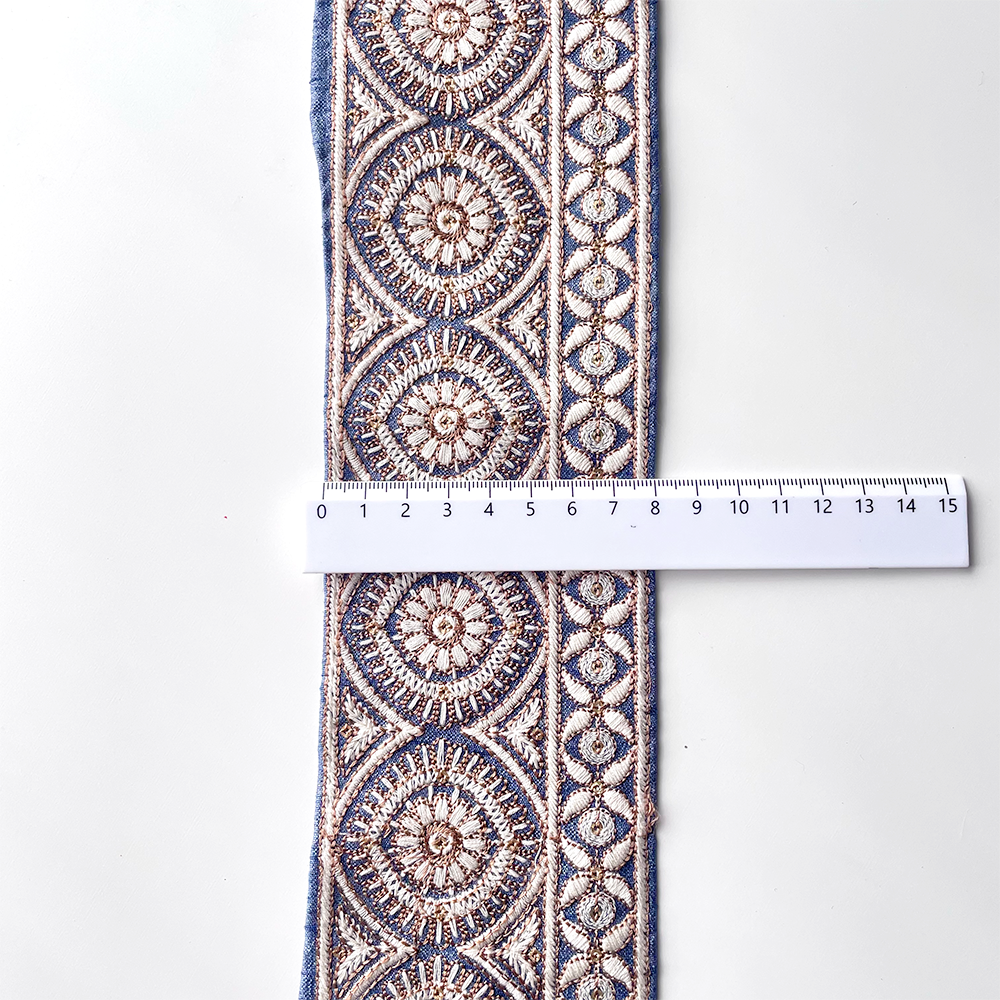 610 【 幅：8cm 】 インド刺繍リボン　スカイブルー　布地　ブラウン　ホワイト