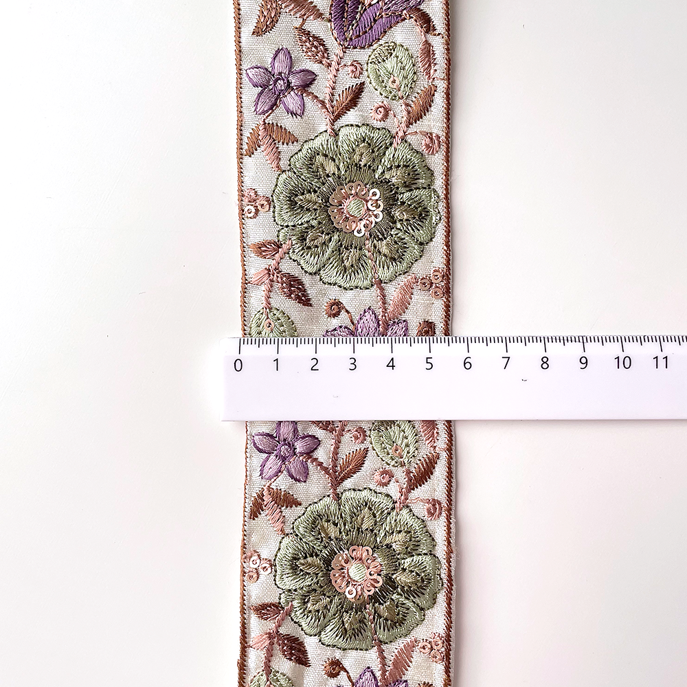 625 【 幅：5.5cm 】 インド刺繍リボン　ミント　布地　グリーン　パープル