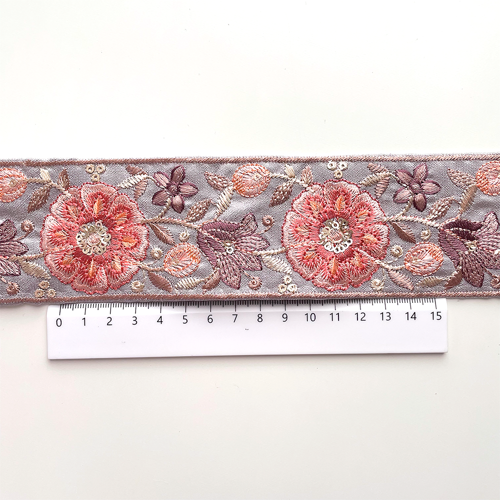 627 【 幅：5.5cm 】 インド刺繍リボン　パープル　布地　サーモン