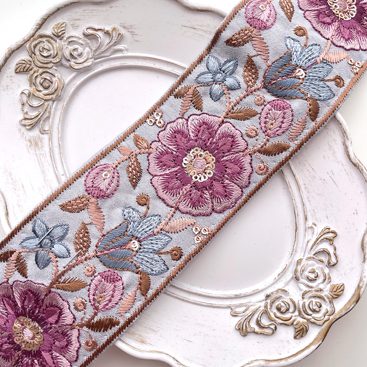 628 【 幅：5.5cm 】 インド刺繍リボン　ブルー　布地　パープル　ピンク