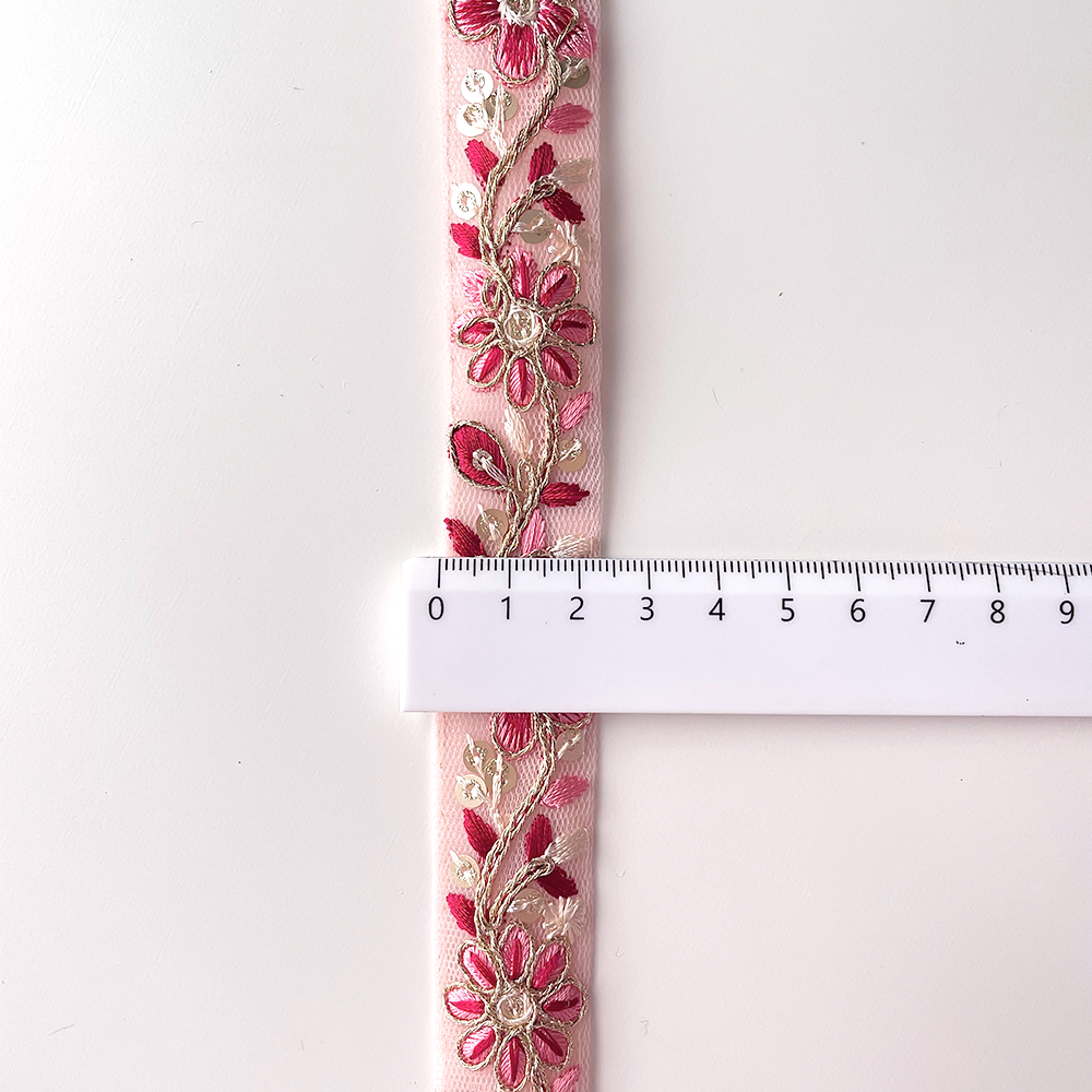 645 【 幅：2.5cm 】 インド刺繍リボン　ピンク　チュール　ゴールド