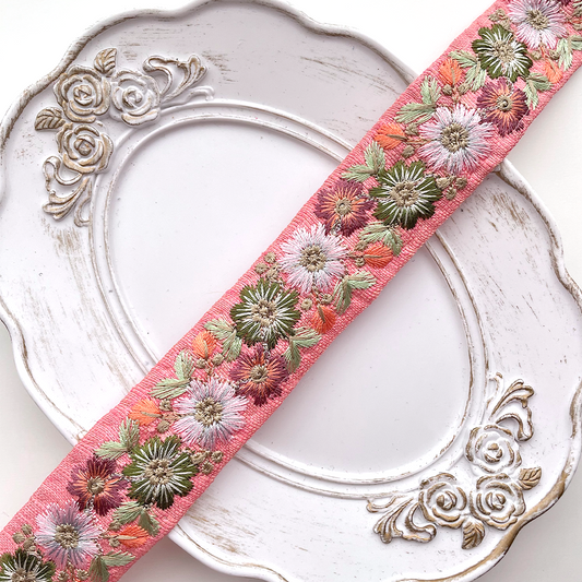 649 【 幅：3cm 】 インド刺繍リボン　ピンク　布地　グリーン ピンク