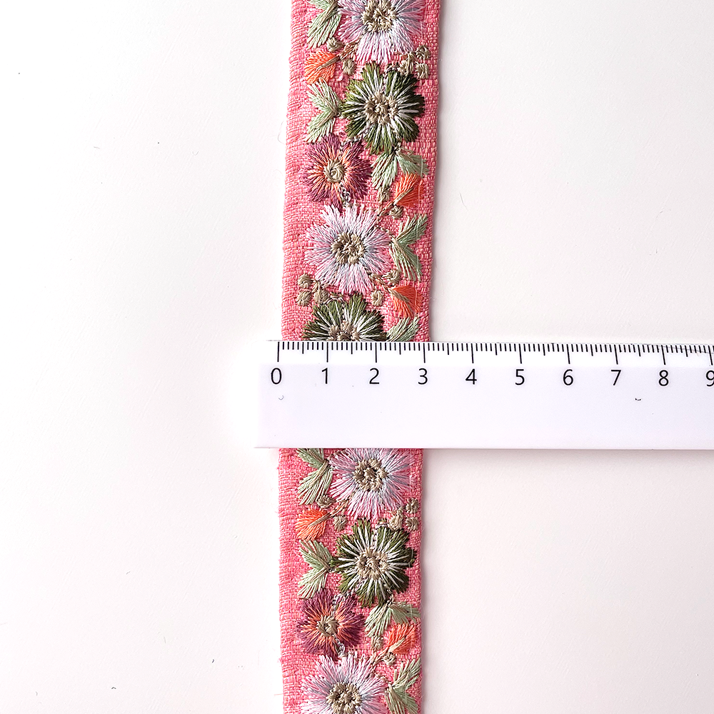 649 【 幅：3cm 】 インド刺繍リボン　ピンク　布地　グリーン ピンク