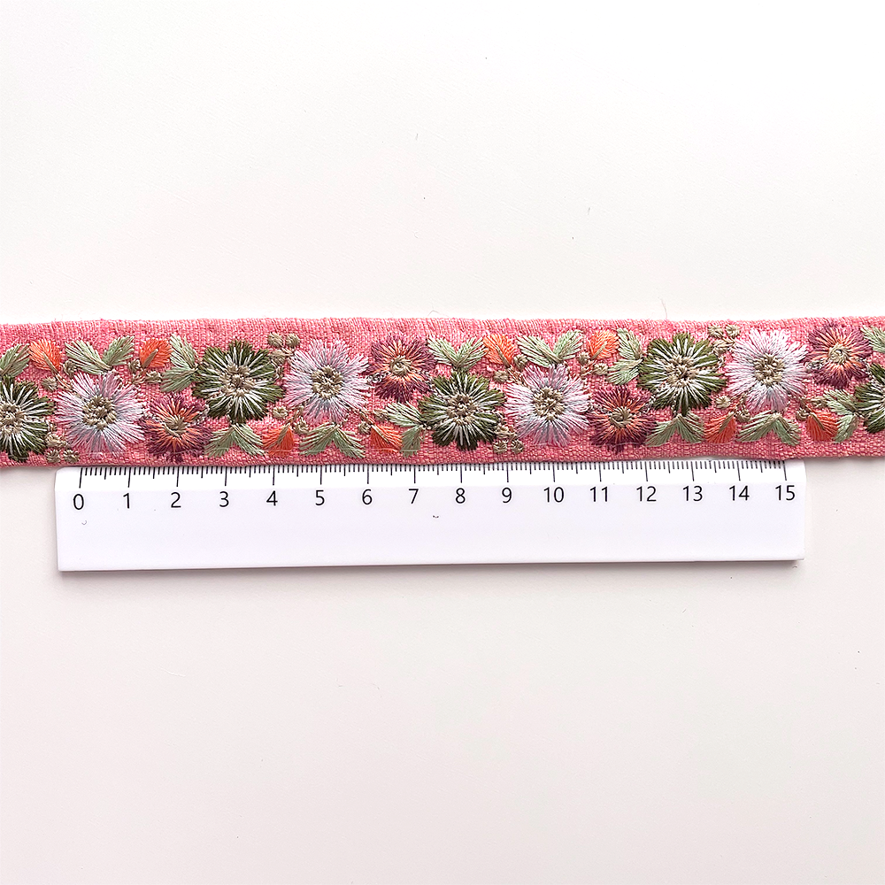 649 【 幅：3cm 】 インド刺繍リボン　ピンク　布地　グリーン ピンク