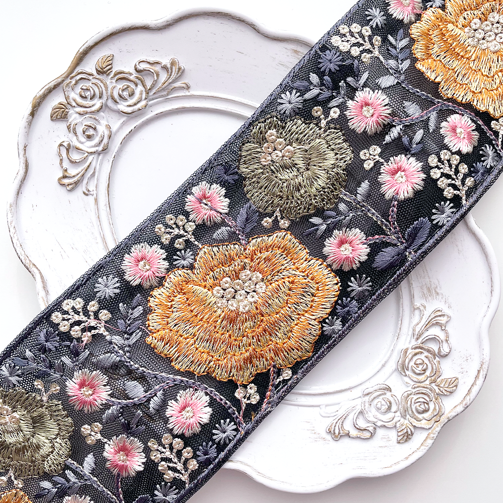 661 【 幅：7.5cm 】 インド刺繍リボン　ブラック　チュール　イエロー　グリーン　ブルー