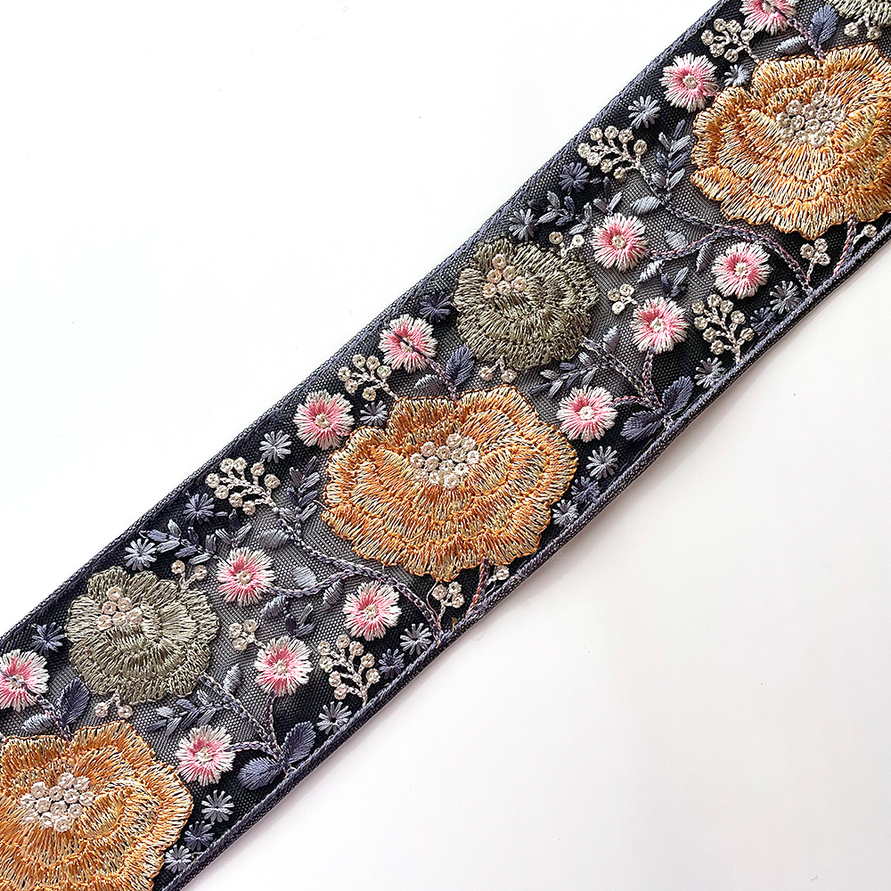 661 【 幅：7.5cm 】 インド刺繍リボン　ブラック　チュール　イエロー　グリーン　ブルー