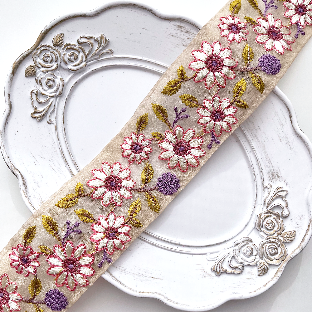 664 【 幅：4.5cm 】 インド刺繍リボン　ベージュ　オーガンジー　ピンク　パープル