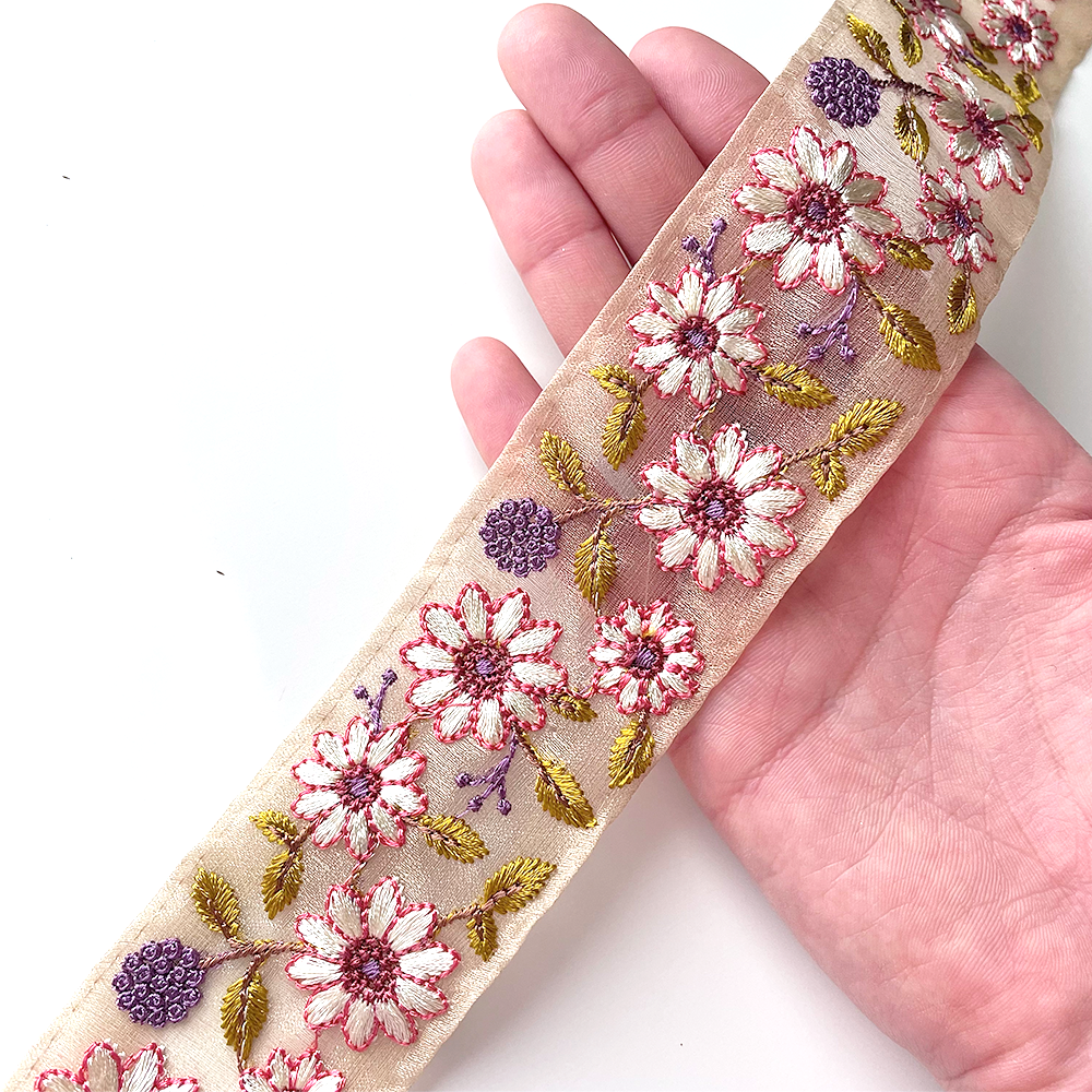 664 【 幅：4.5cm 】 インド刺繍リボン　ベージュ　オーガンジー　ピンク　パープル