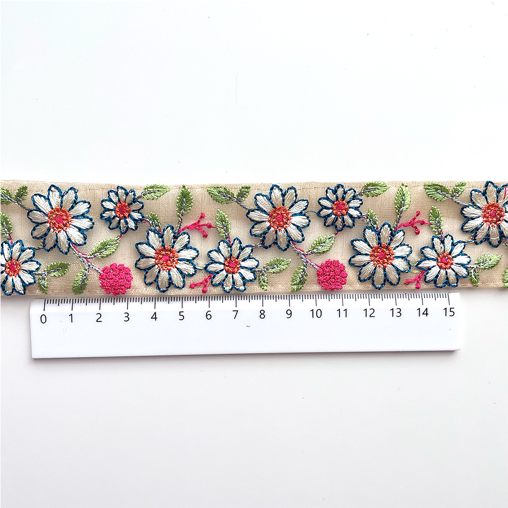 667 【 幅：4.5cm 】 インド刺繍リボン　ベージュ　オーガンジー　ブルー　ピンク