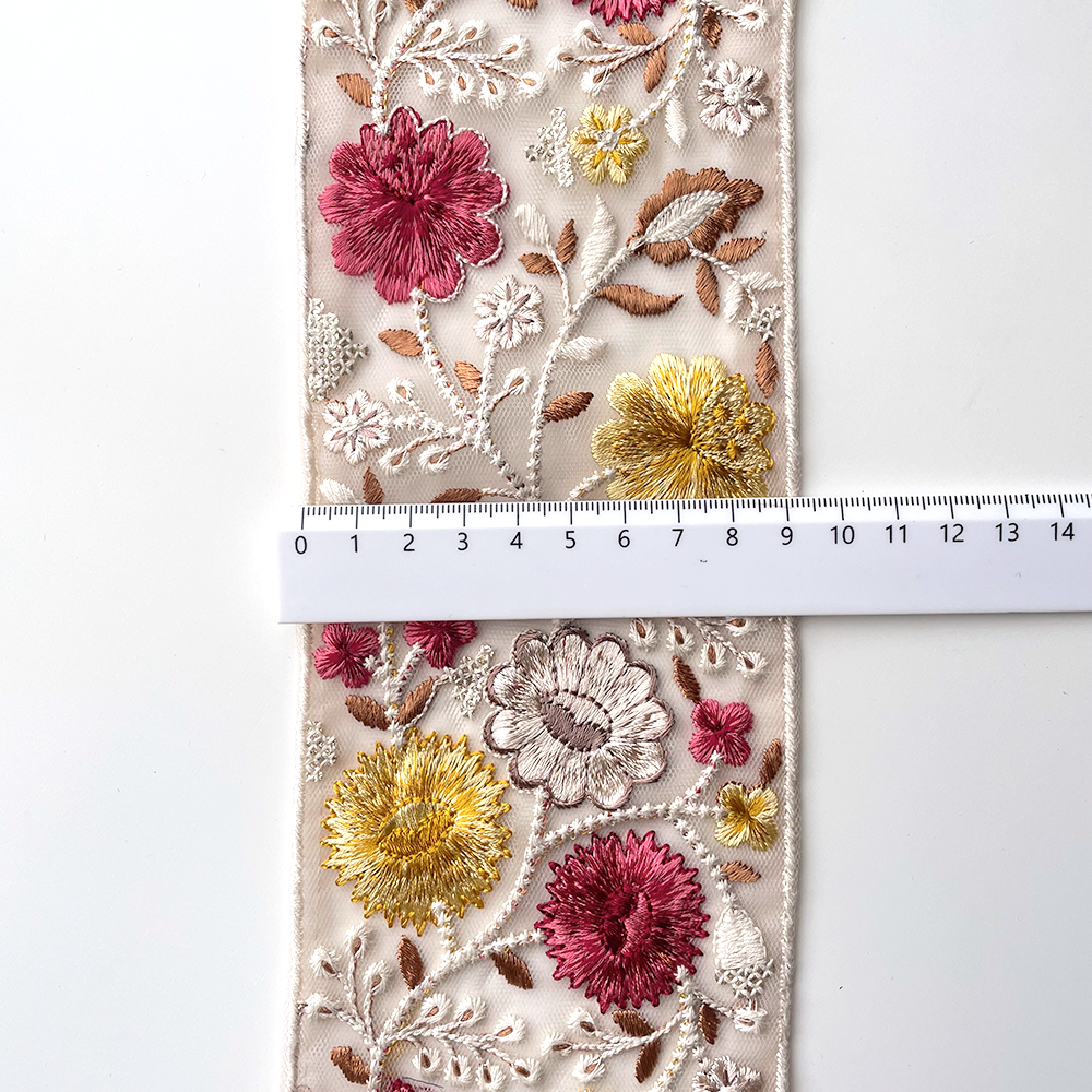 679 【 幅：9.5cm 】 インド刺繍リボン　ホワイトベージュ　チュール　ピンク　イエロー