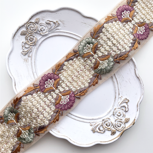 682 【 幅：5.5cm 】 インド刺繍リボン　ブラウン　チュール　パープル　ホワイト　グリーン