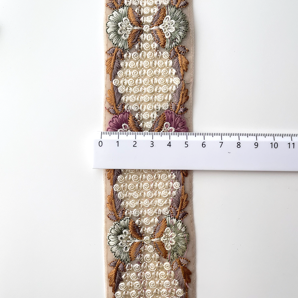 682 【 幅：5.5cm 】 インド刺繍リボン　ブラウン　チュール　パープル　ホワイト　グリーン