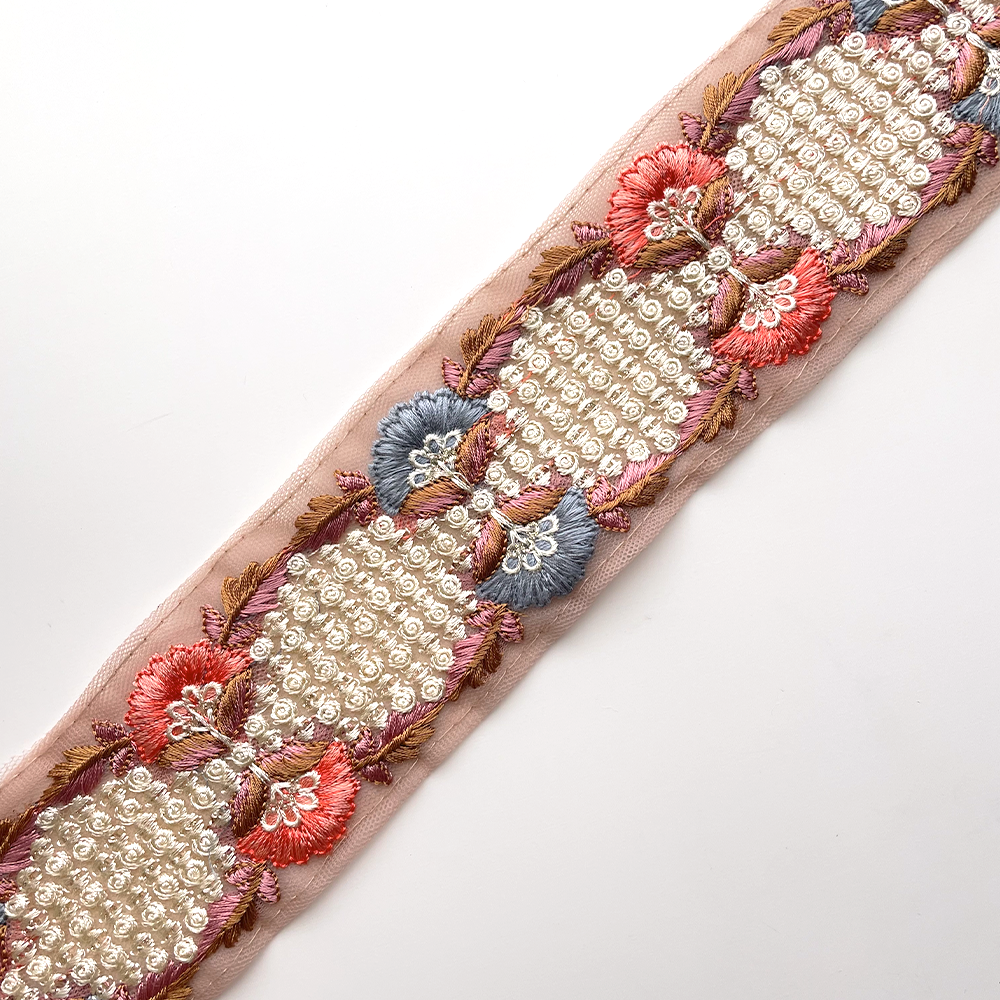 685 【 幅：5.5cm 】 インド刺繍リボン　ピンク　チュール　ピンク　ブルー　ホワイト