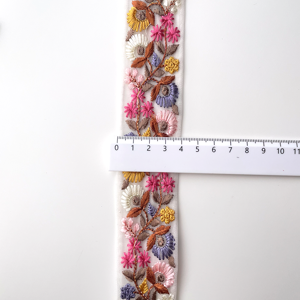 694 【 幅：4cm 】 インド刺繍リボン　ホワイト　チュール　ブルー　ピンク　イエロー