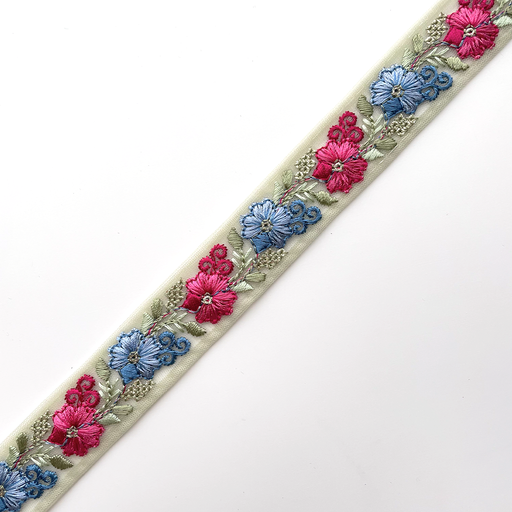 700 【 幅：2.5cm 】 インド刺繍リボン　グリーン　チュール　レッド　ブルー