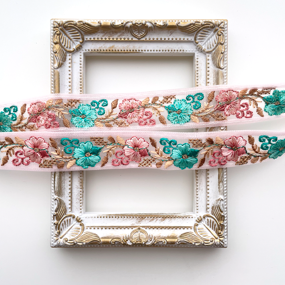 701 【 幅：2.5cm 】 インド刺繍リボン　ピンク　チュール　ブラウン　グリーン