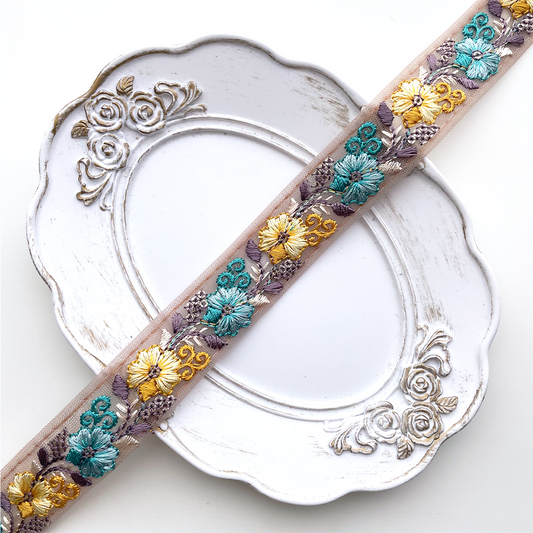 704 【 幅：2.5cm 】 インド刺繍リボン　ブラウン　チュール　イエロー　グリーン