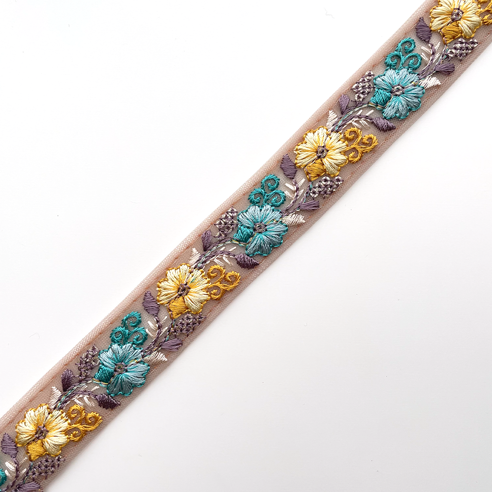 704 【 幅：2.5cm 】 インド刺繍リボン　ブラウン　チュール　イエロー　グリーン