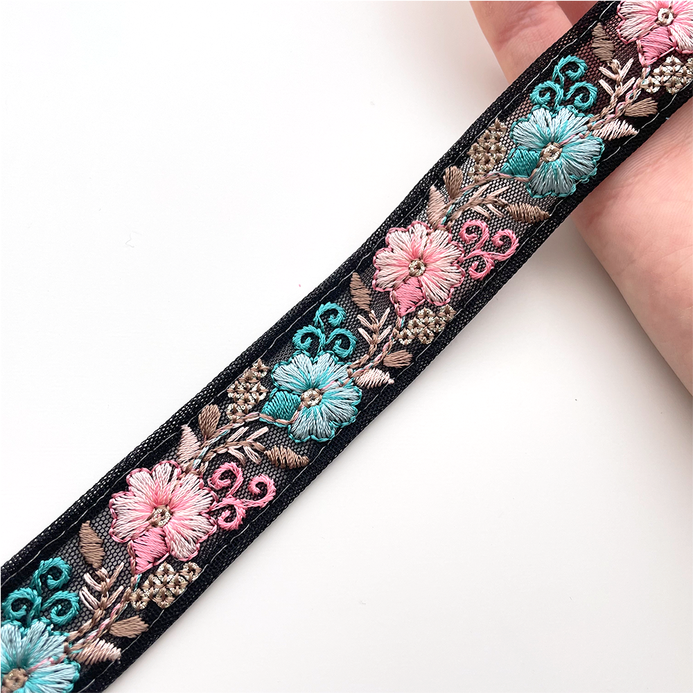 705 【 幅：2.5cm 】 インド刺繍リボン　ブラック　チュール　ピンク　ブルー