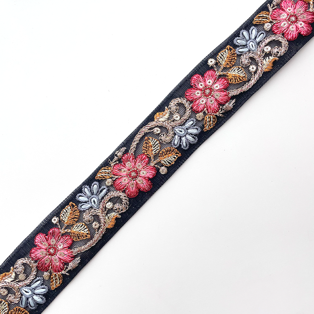 706 【 幅：3.5cm 】 インド刺繍リボン　ブラック　チュール　レッド　ブルー