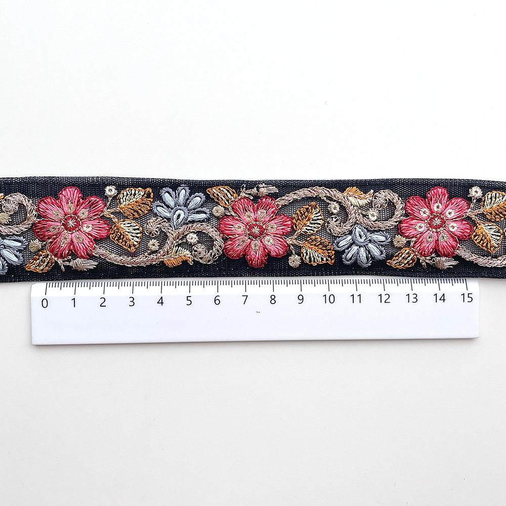 706 【 幅：3.5cm 】 インド刺繍リボン　ブラック　チュール　レッド　ブルー