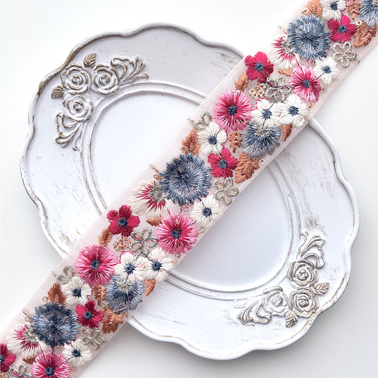 712 【 幅：4cm 】 インド刺繍リボン　ピンク　チュール　ブルー　ホワイト　レッド