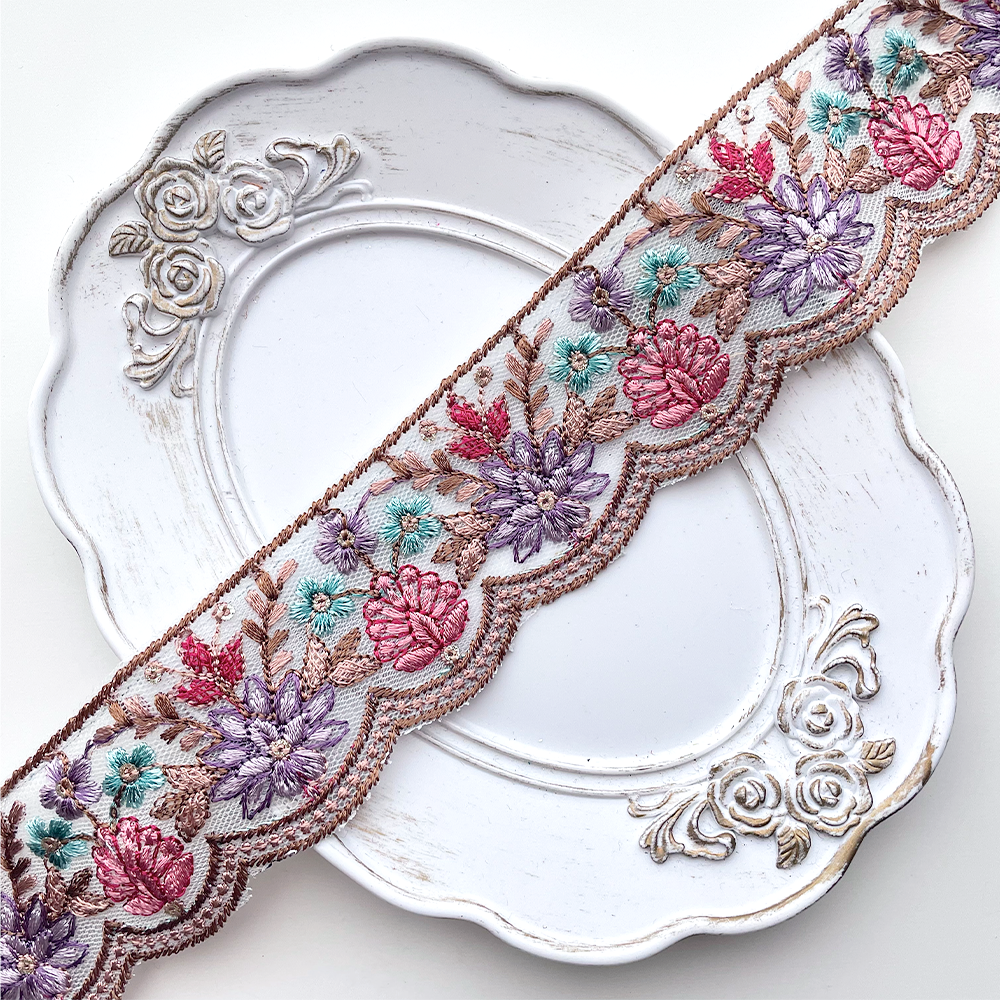 719 【 幅：4.5cm 】 インド刺繍リボン　ベビーブルー　チュール　パープル　ピンク