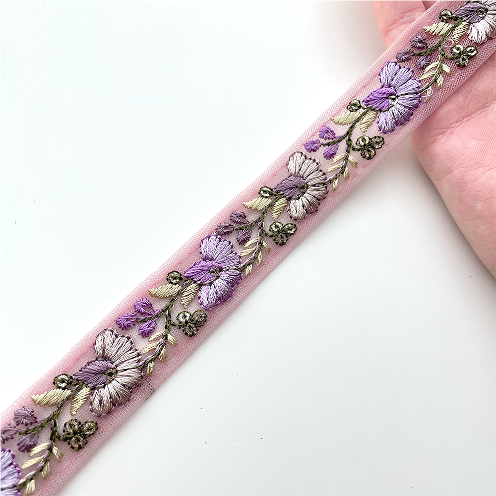 722 【 幅：2.5cm 】 インド刺繍リボン　パープル　チュール　グリーン