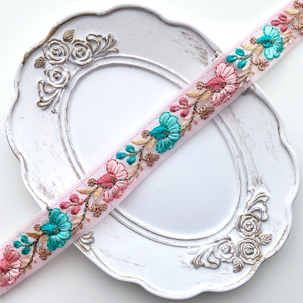 723 【 幅：2.5cm 】 インド刺繍リボン　ピンク　チュール　ターコイズ　グリーン　ベージュ