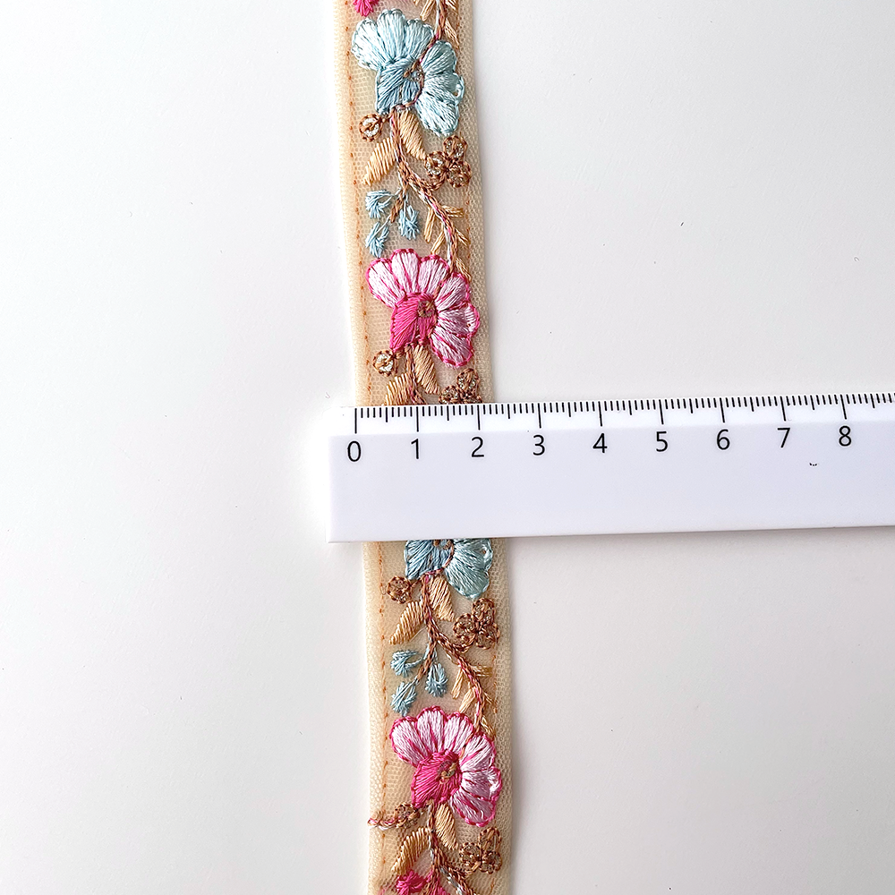 725 【 幅：2.5cm 】 インド刺繍リボン　ベージュ　チュール　ブルー　ピンク