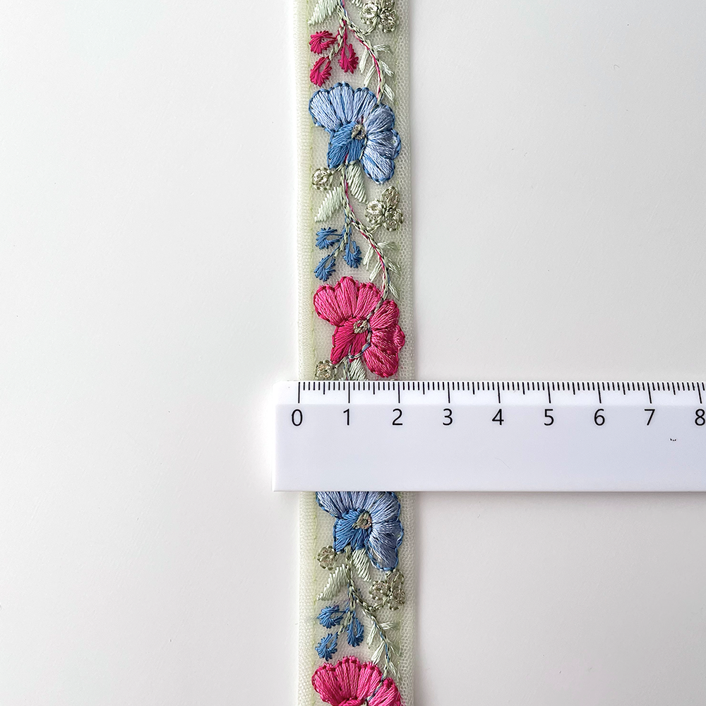727 【 幅：2.5cm 】 インド刺繍リボン　グリーン　チュール　レッド　ブルー