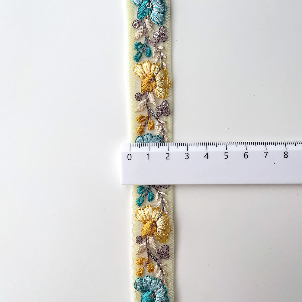 731 【 幅：2.5cm 】 インド刺繍リボン　イエローグリーン　チュール　ターコイズ　ブラウン