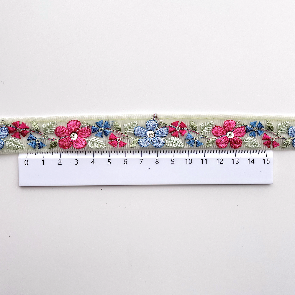732 【 幅：2.5cm 】 インド刺繍リボン　グリーン　チュール　レッド　ブルー