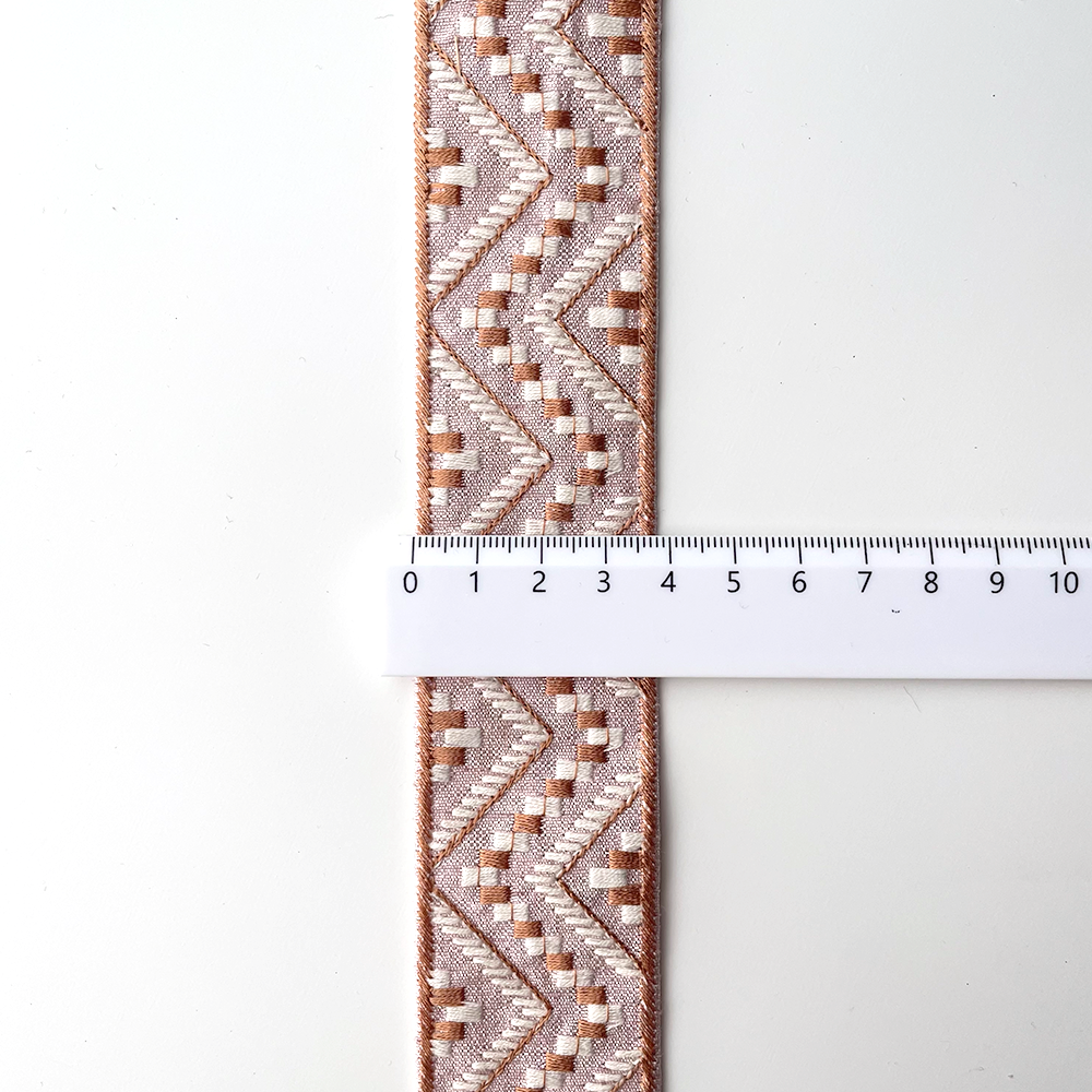 743 【 幅：3.5cm 】 インド刺繍リボン　ピンク　布地　ブラウン　ホワイト