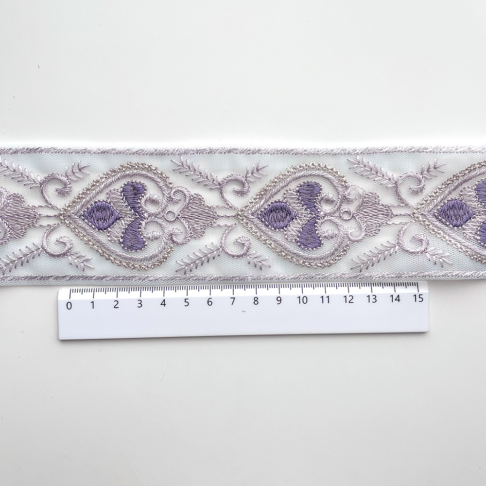 748 【 幅：5.5cm 】 インド刺繍リボン　ベビーブルー　チュール　パープル
