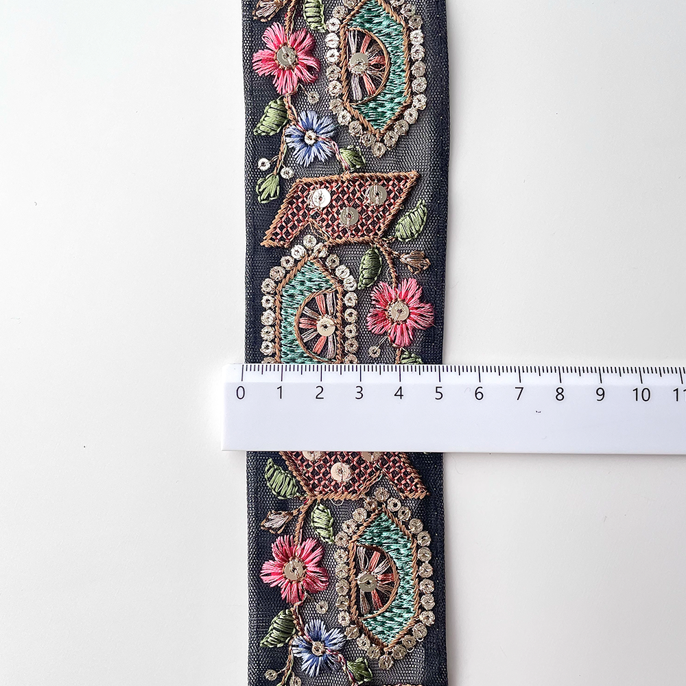 770 【 幅：5cm 】 インド刺繍リボン　ブラック　チュール　グリーン　レッド　ブラウン