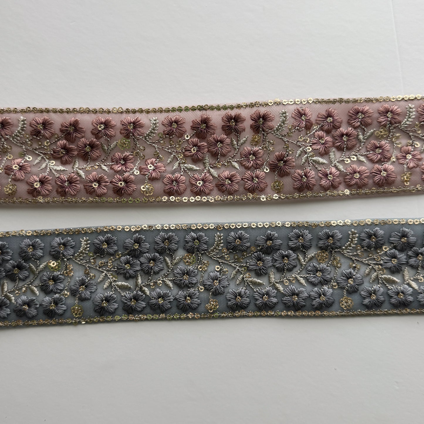 S353 インド刺繍リボン 5.5cm幅 チュール ミルフルール