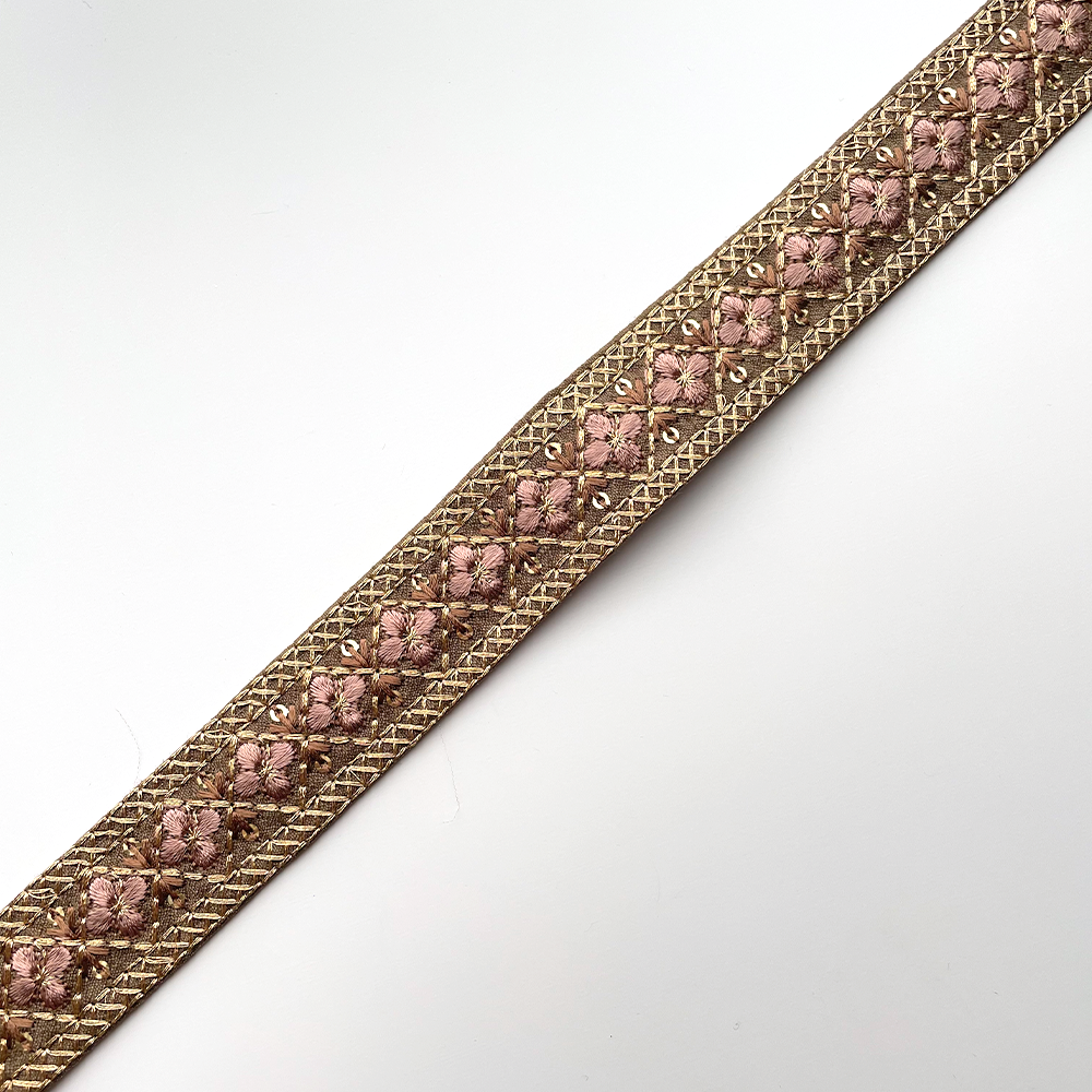 778 【 幅：2.5cm 】 インド刺繍リボン　ブラウン　布地　ゴールド