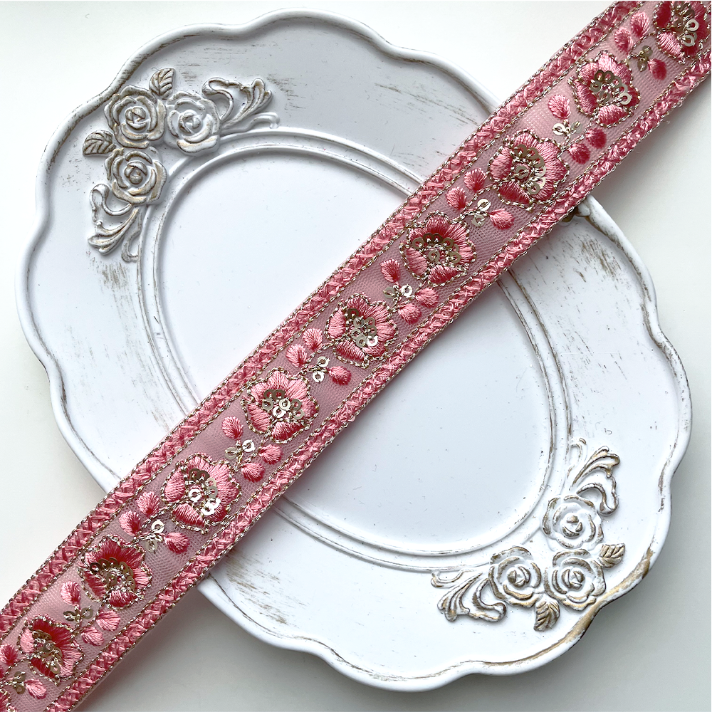 794 【 幅：3cm 】 インド刺繍リボン　ピンク　チュール　ゴールド