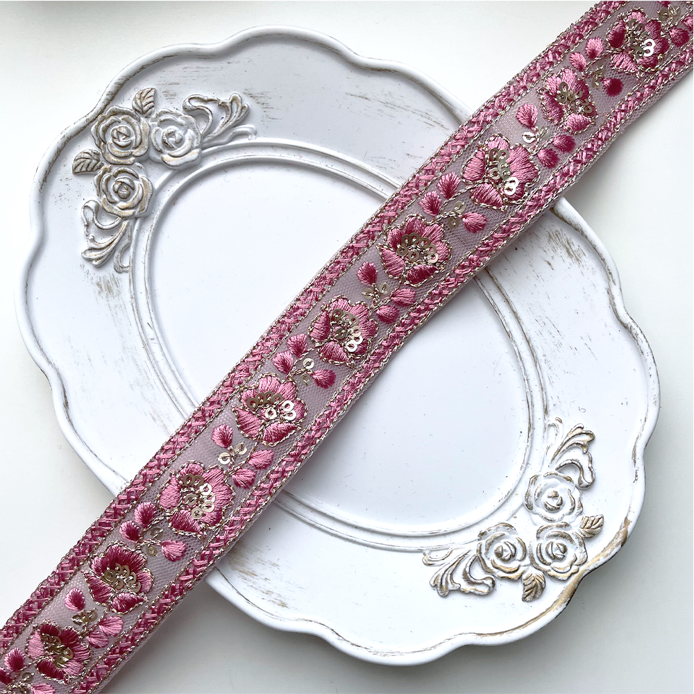 795 【 幅：3cm 】 インド刺繍リボン　ローズ　チュール　ゴールド