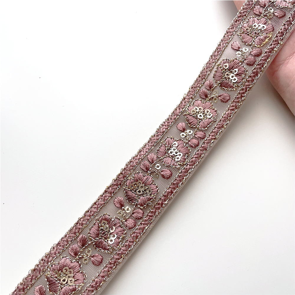798 【 幅：3cm 】 インド刺繍リボン　ダスティライラック　チュール　ゴールド