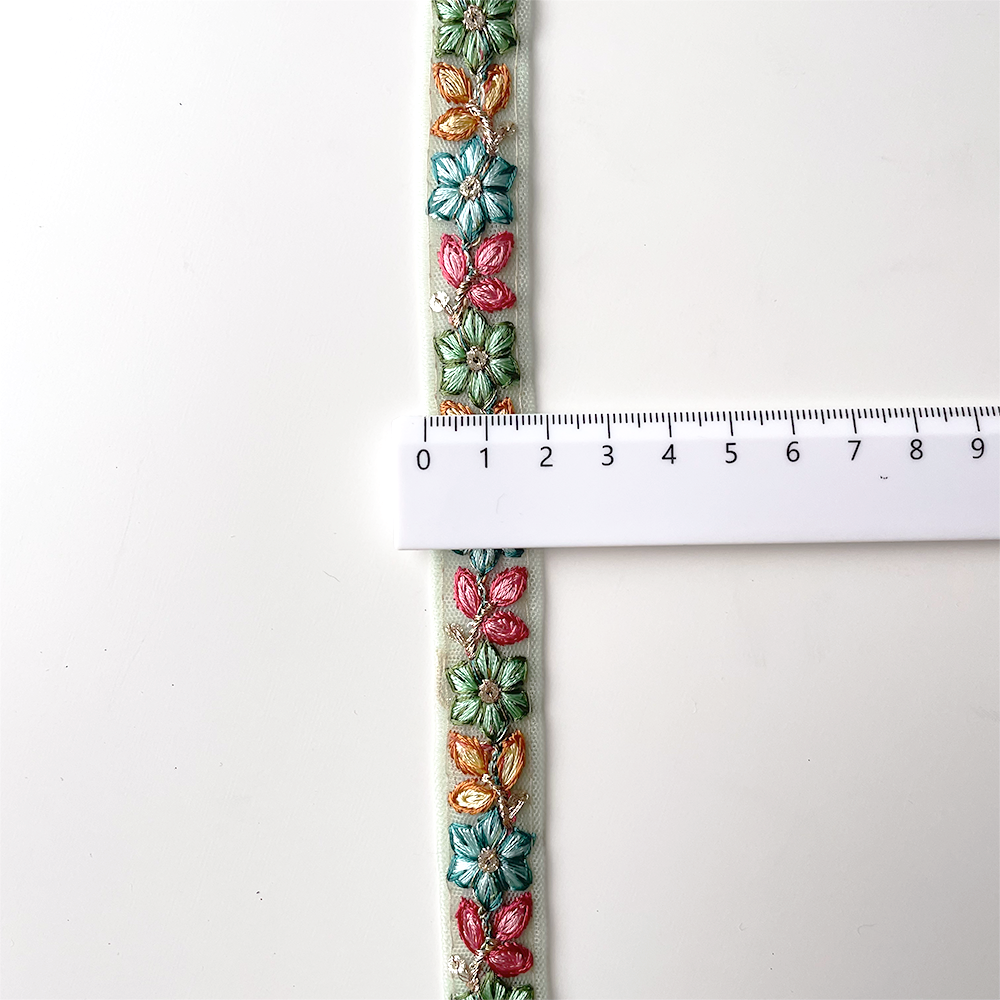 864 【 幅：1.5cm 】 インド刺繍リボン　グリーン　チュール　ブルー　レッド　イエロー