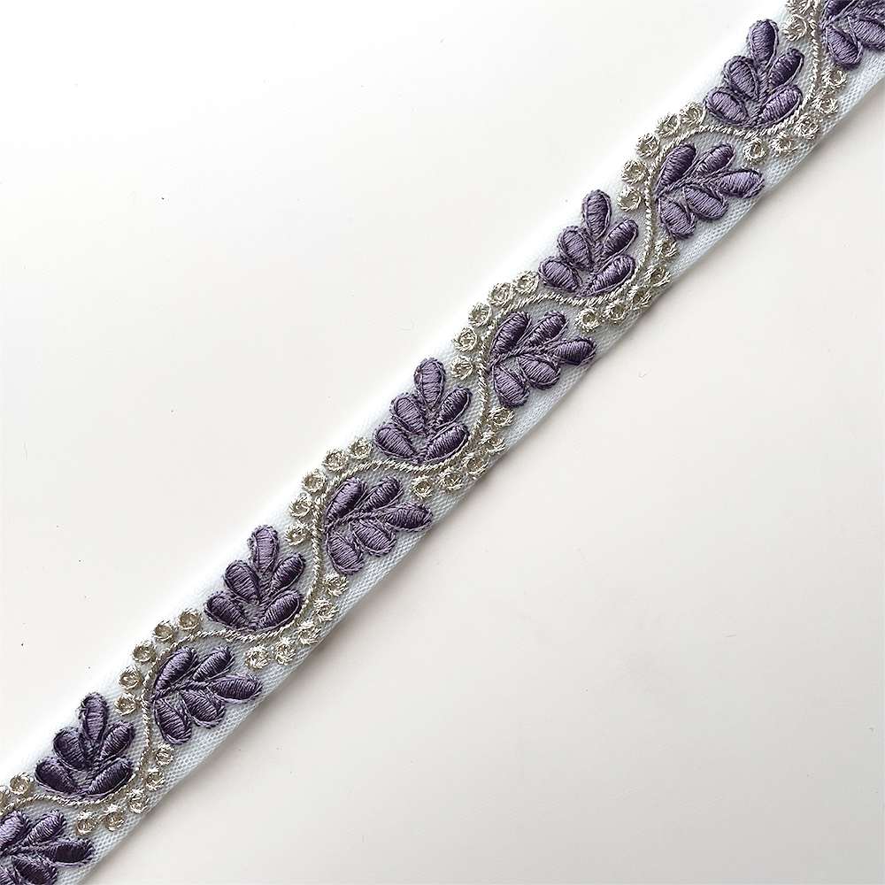 873 【 幅：2.5cm 】 インド刺繍リボン　ベビーブルー　チュール　ゴールド　パープル