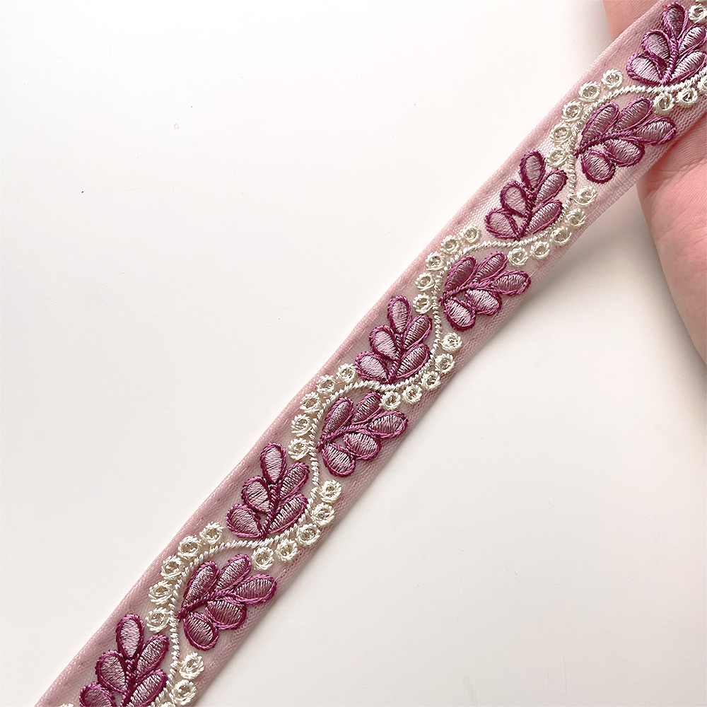 880 【 幅：2.5cm 】 インド刺繍リボン　ローズ　チュール　