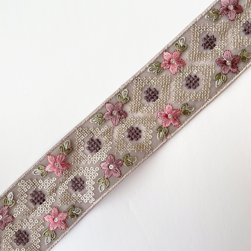 902 【 幅：5.5cm 】 インド刺繍リボン　パープル　チュール　グリーン　ピンク