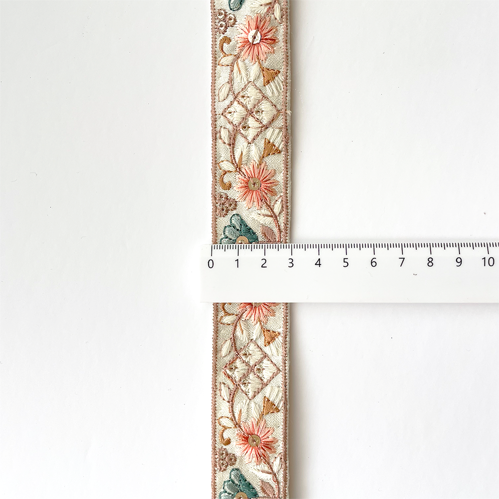 905 【 幅：3cm 】 インド刺繍リボン　ミント　布地　サーモン　グリーン